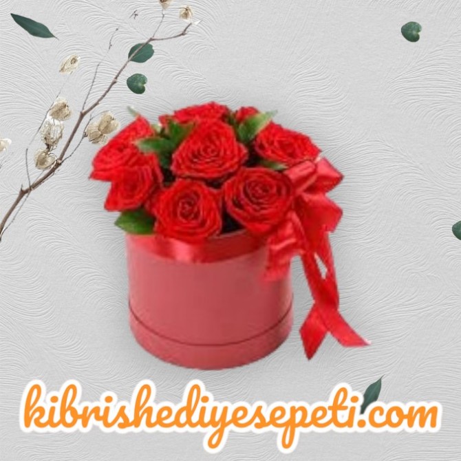 Kutuda 9 Kırmızı Gül Kutuda 9 Kırmızı Gül