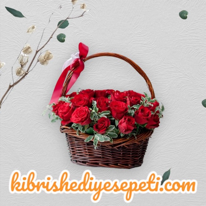 Sepette 21 Kırmızı Gül Sepette 21 Kırmızı Gül