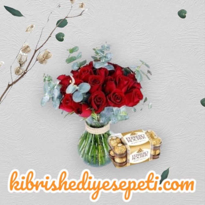Vazoda 15 Kırmızı Gül ve Çikolata Vazoda 15 Kırmızı Gül ve Çikolata