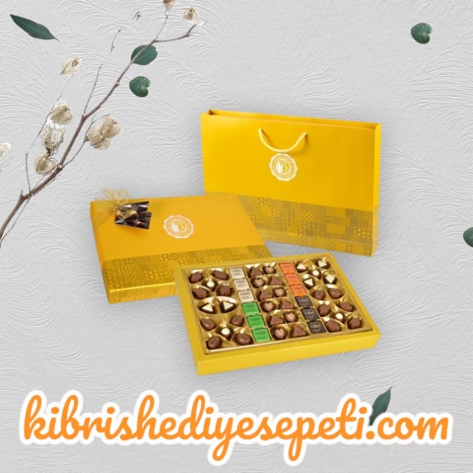 Karnaval Büyük Karışık Kutu Çikolata