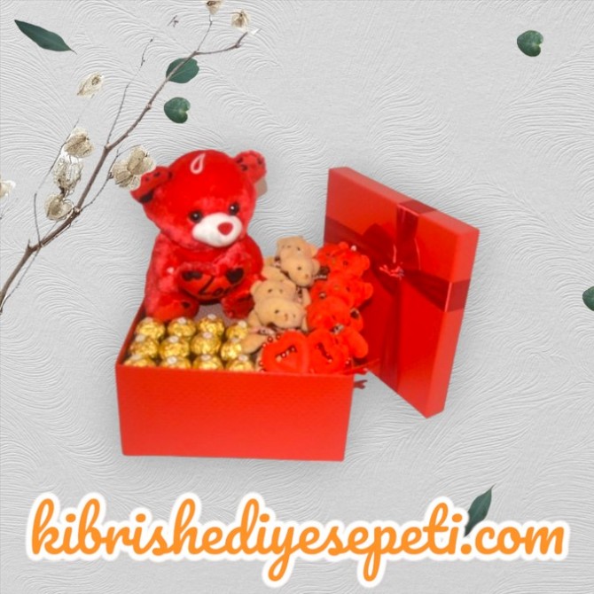 Büyük Boy Dörtgen Kutuda 1 Büyük Ayıcık, 8 Ayıcık ve 10 Çikolata Büyük Boy Dörtgen Kutuda 1 Büyük Ayıcık, 8 Ayıcık ve 10 Çikolata