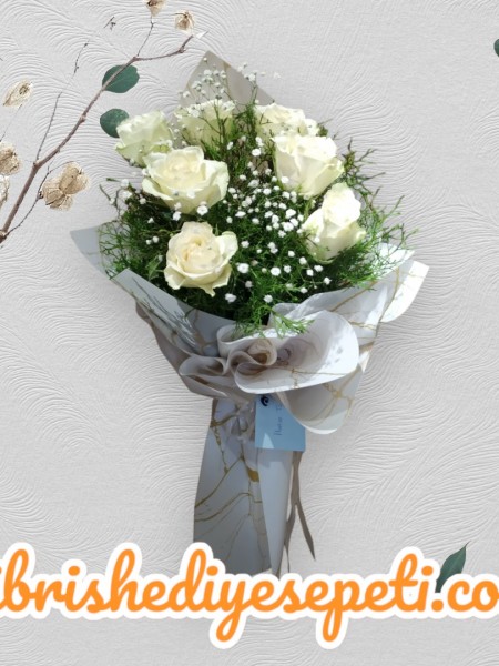 7 Beyaz Gül Buketi